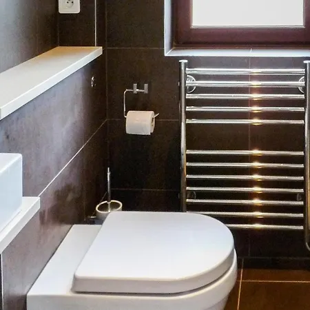 Tatil Evi 4 Bedroom Cozy In Monfaucon